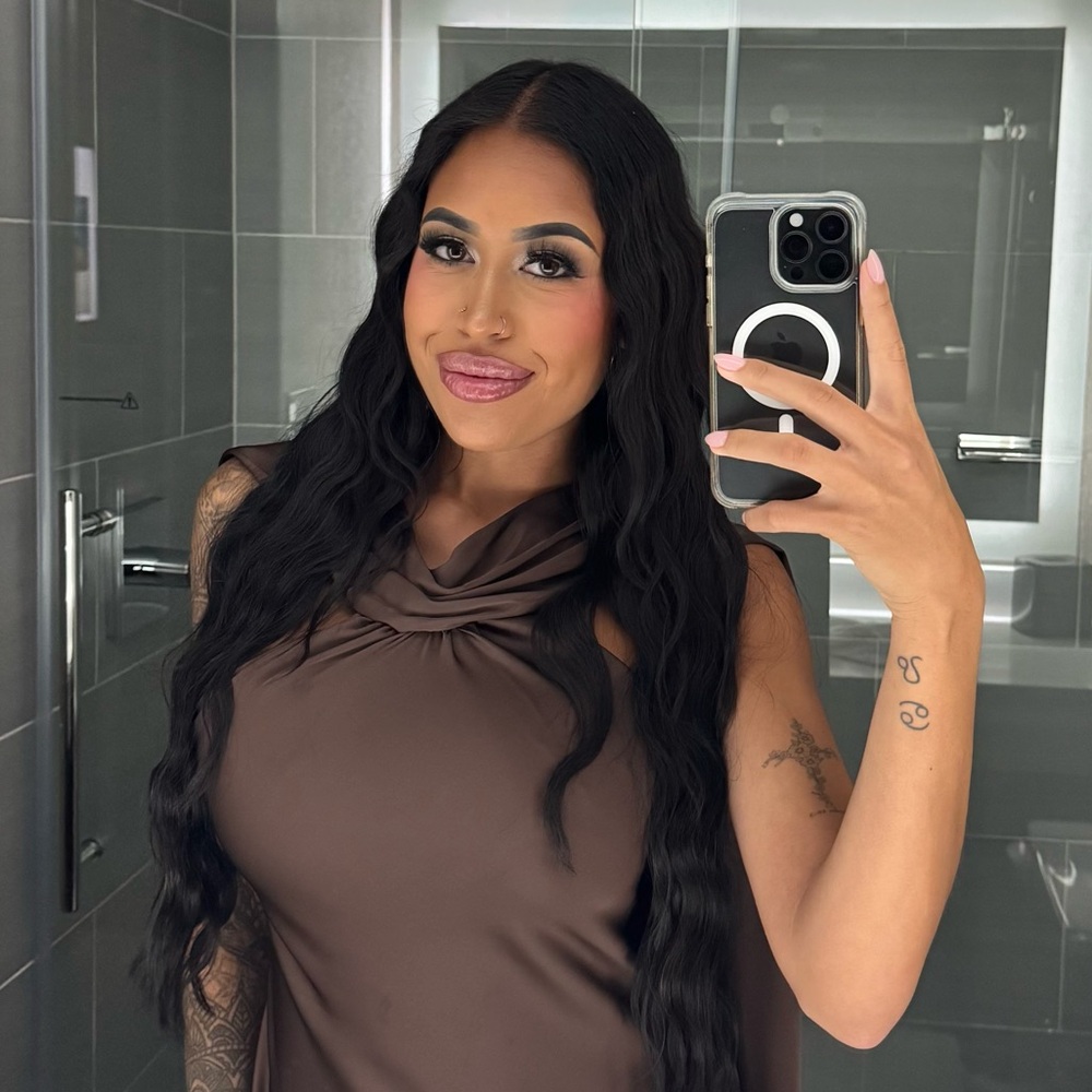 Meet your Posher, Lenette